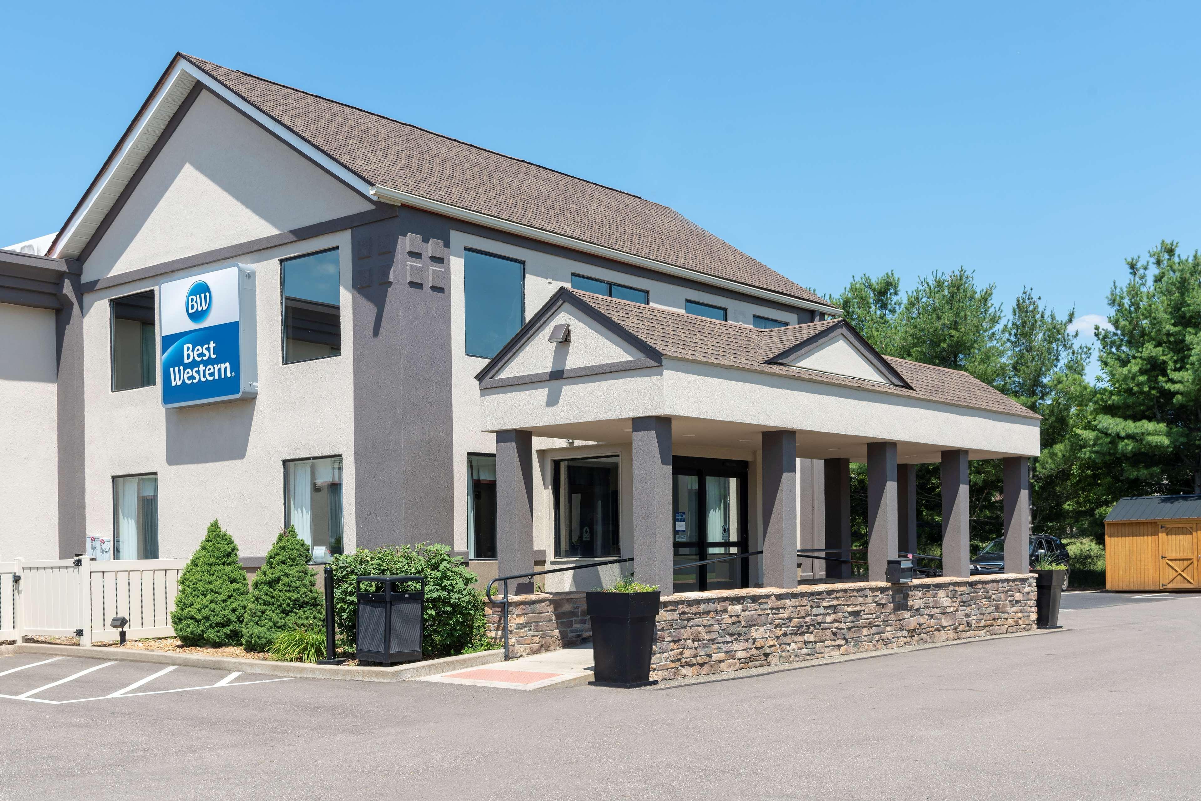 Best Western Dutch Valley Inn Нью-Филадельфия Экстерьер фото